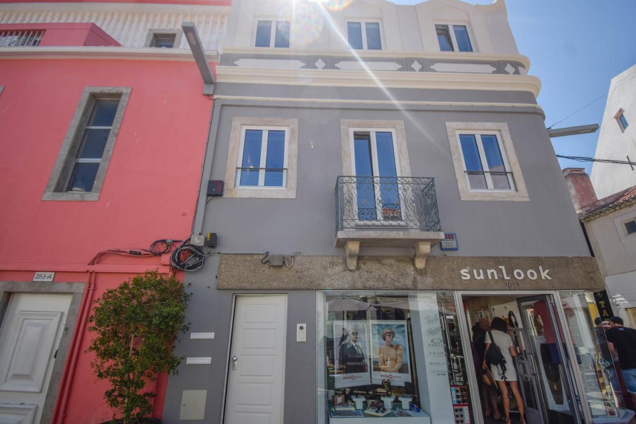 Central & Stylish 2 Bedroom Apartment W/ Balcony Cascais Eksteriør billede